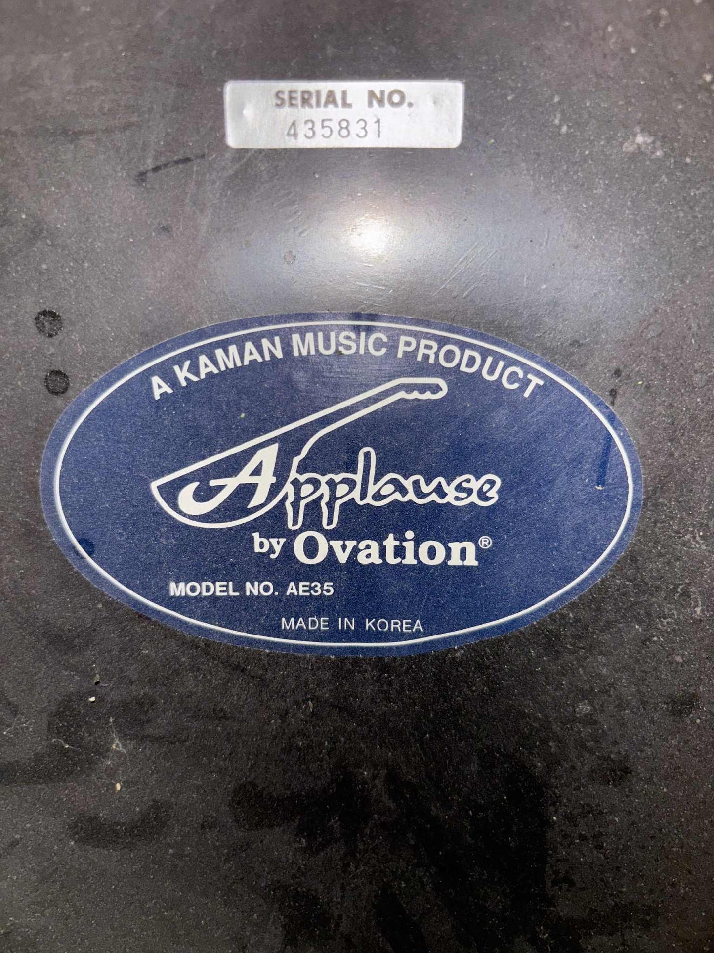 Applause by Ovation AE35