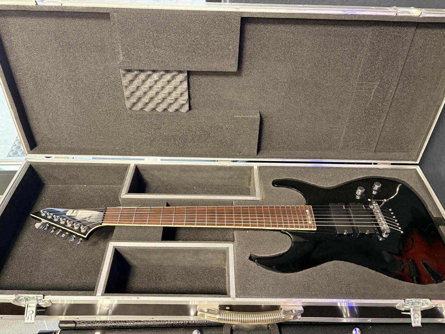 ESP LTD – 7 String Black
