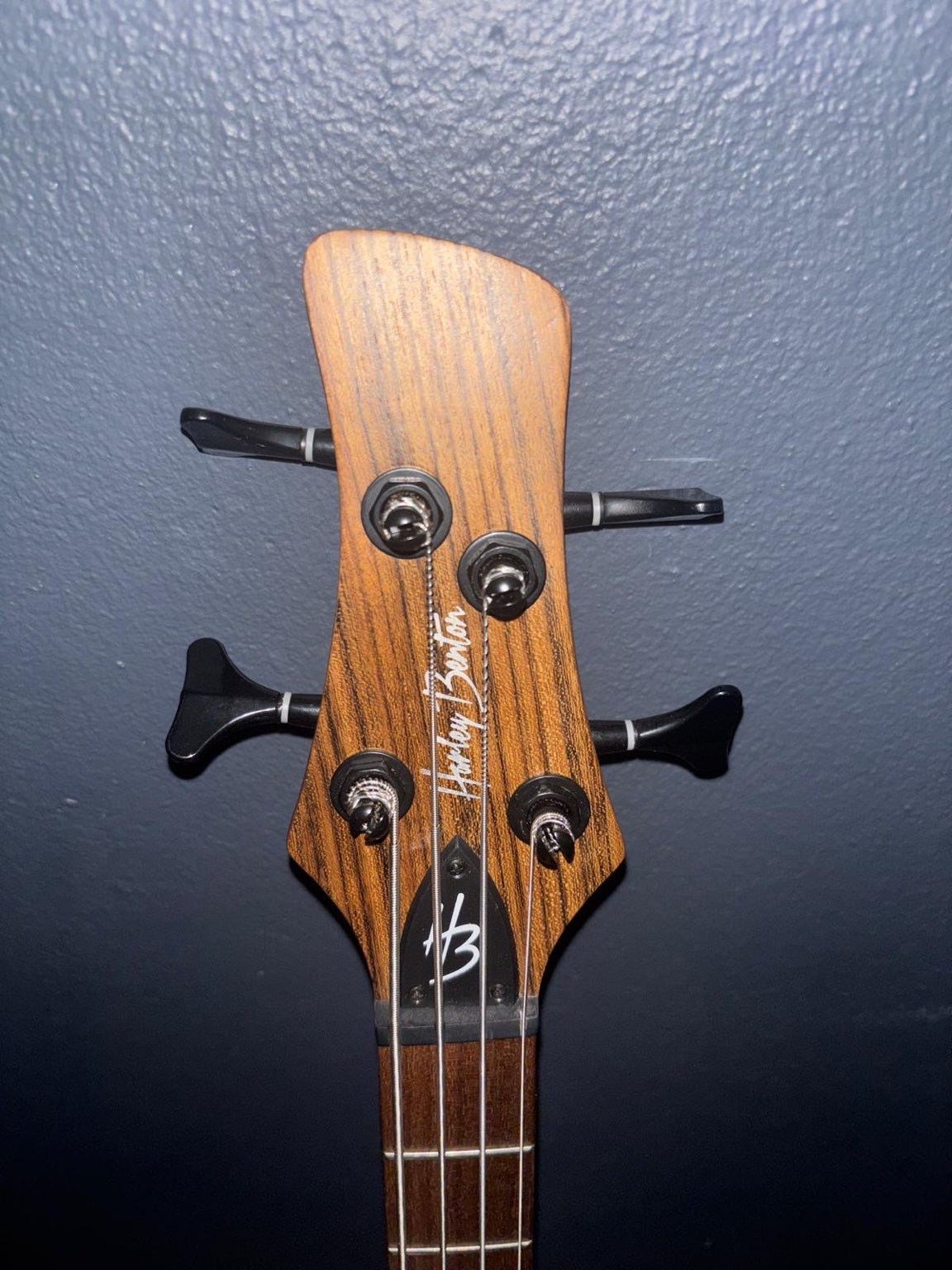 Harley Benton BZ-4000 NT – 4-Saiter E-Bass in Naturholz-Optik