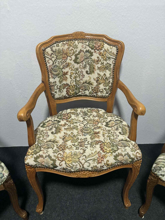 Antiker Armlehnstuhl mit Gobelinbezug – Barockstil