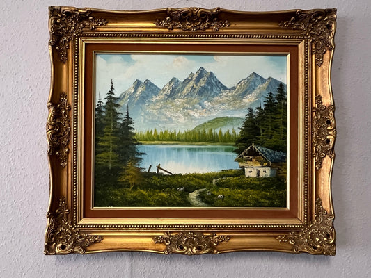 Alpenlandschaft mit See und Hütte – Öl auf Leinwand, Barockrahmen