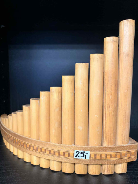Panflöte aus Bambus – Traditionelles Blasinstrument