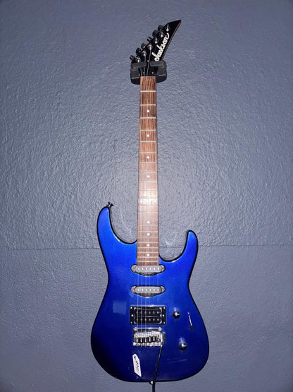 Jackson JS11 Dinky – E-Gitarre in Metallic Blue
