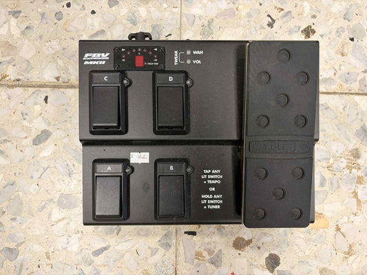 Line 6 FBV Express MkII – Fußcontroller für Line 6 Geräte