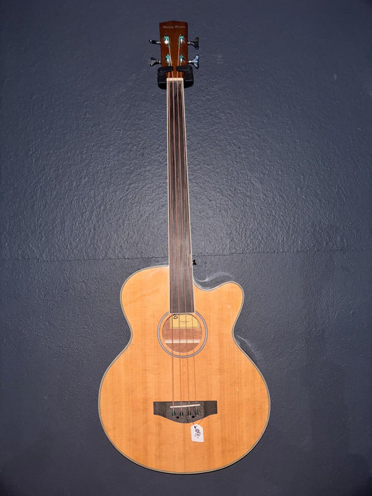 Harley Benton B30FL NT – Fretless Acoustic Bass