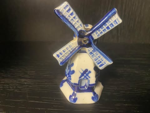 Porzellanfigur – Windmühle blau-weiß