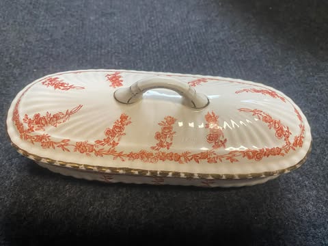 Porzellan Waschset – 3-teilig, rotes Blumenmotiv