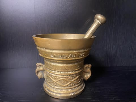 Messing-Mörser „LAUDATUM“