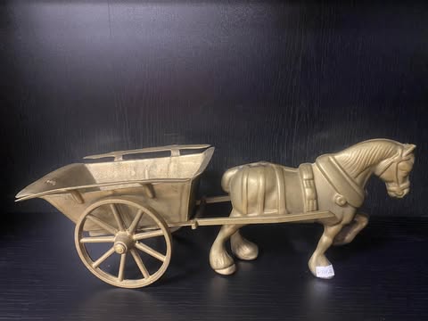 Messingfigur – Pferd mit Wagen