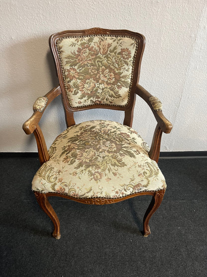 Antiker Sessel im Louis XV Stil mit Federpolsterung