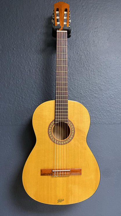 Höfner Konzertgitarre – Klassische Gitarre