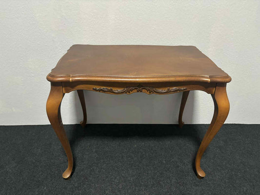 Antiker Couchtisch im Louis XV Stil – Holz, geschnitzt