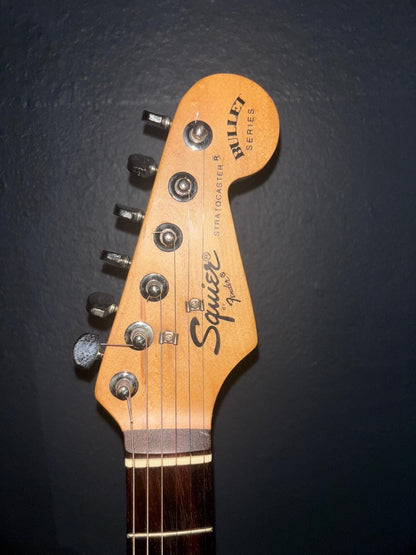 Squier by Fender – Bullet Stratocaster – Schwarz