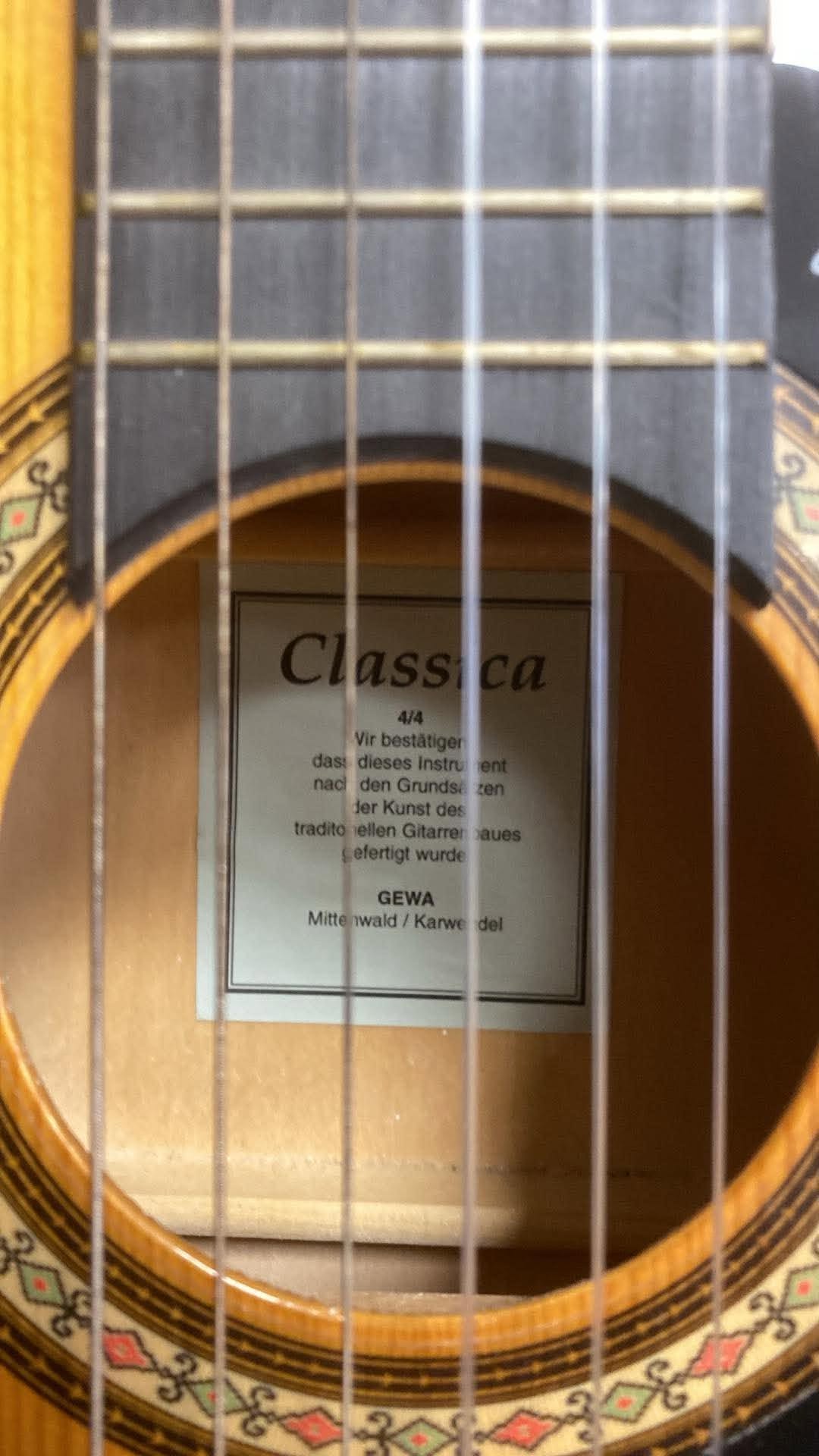 GEWA Classica 4/4