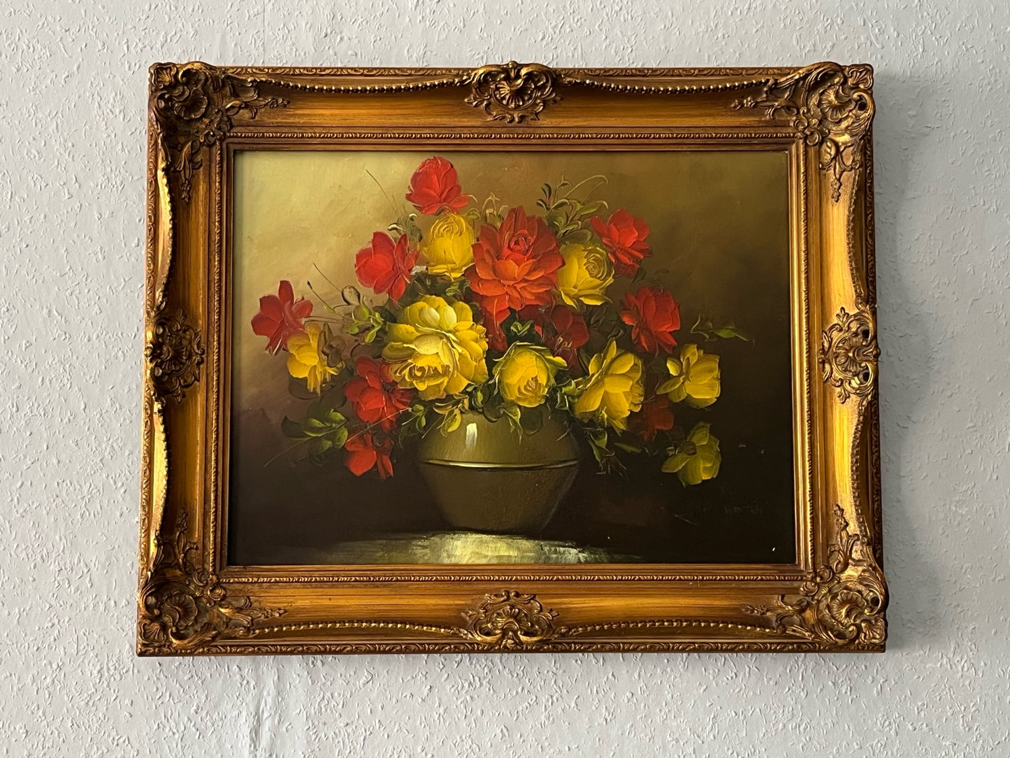 Stillleben mit Rosen – Öl auf Leinwand, Barockrahmen