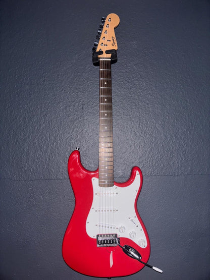 Squier by Fender – Bullet Stratocaster – Rot