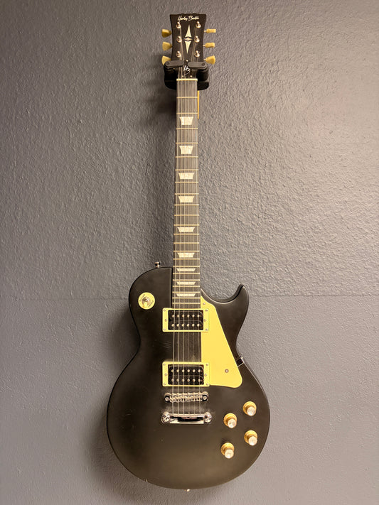 Harley Benton Single Cut – E-Gitarre in Schwarz