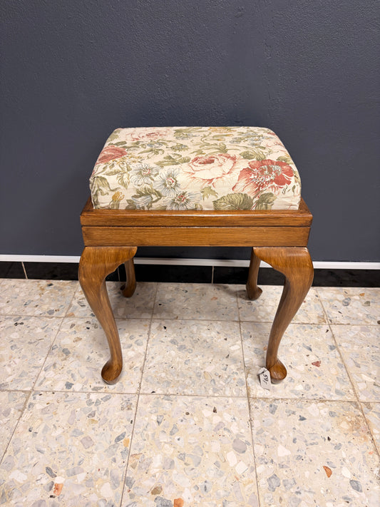 Hocker mit Polster – Holz, floraler Stoff