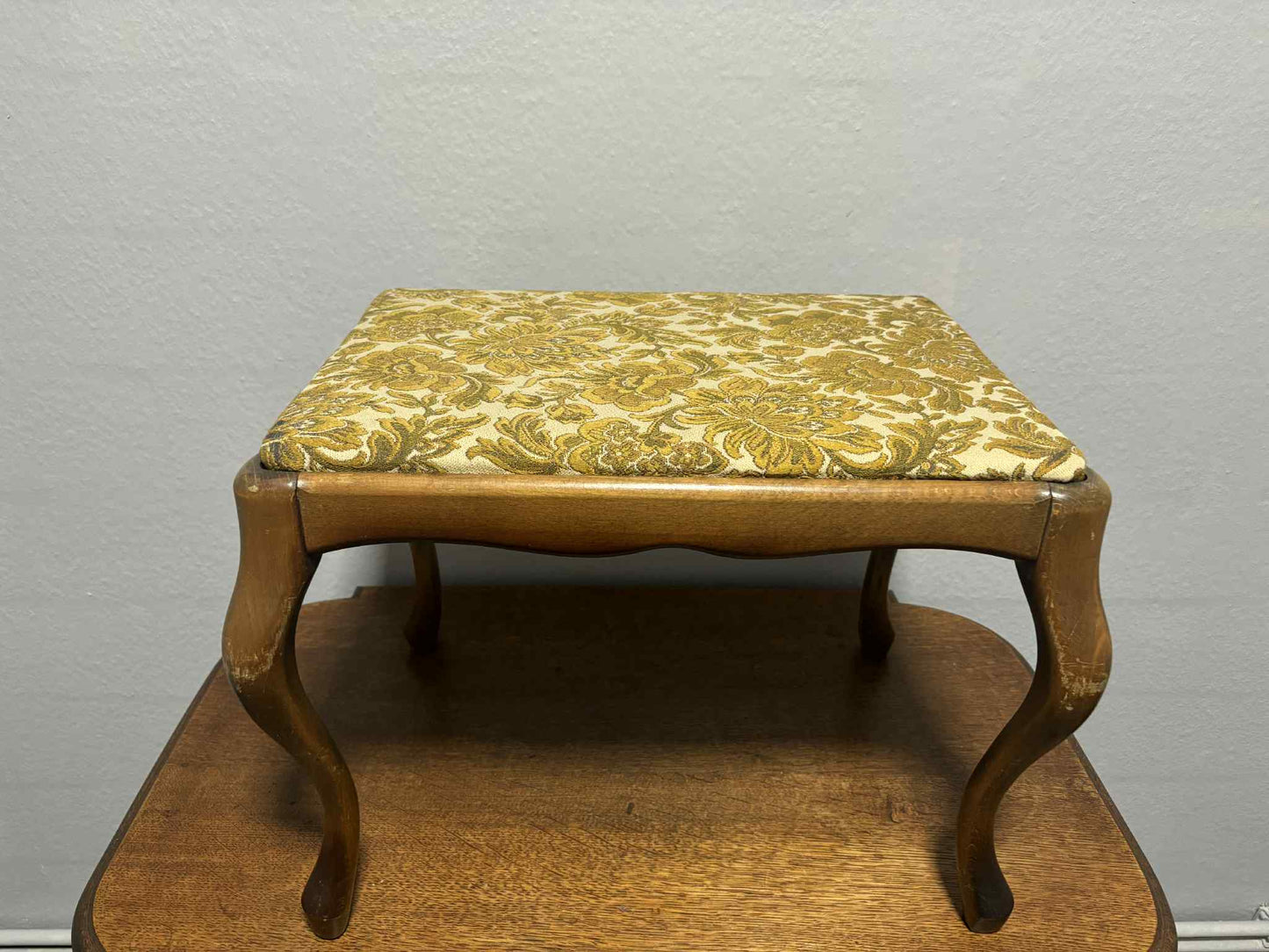 Vintage Hocker mit Polster, Holzrahmen