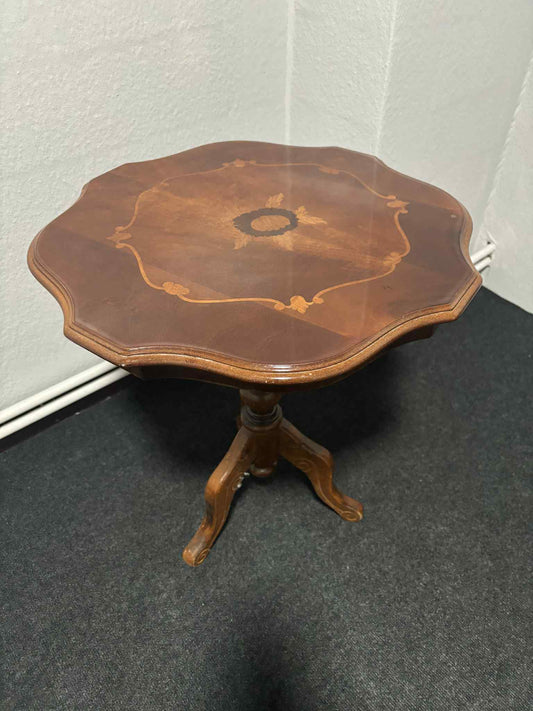 Antiker Beistelltisch mit Intarsien – Holz, 20. Jh.