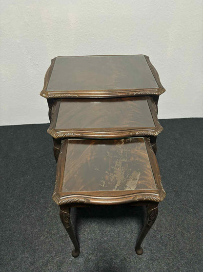 Set antiker Satztische – 3er Nesting Tables, Holz mit Intarsien