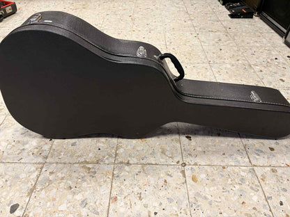 Gitarrenkoffer – Harter Case für Akustik- und Western-Gitarren